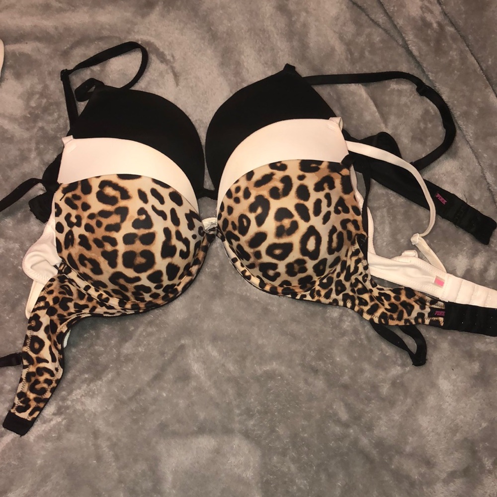 Pink bra size 43B
